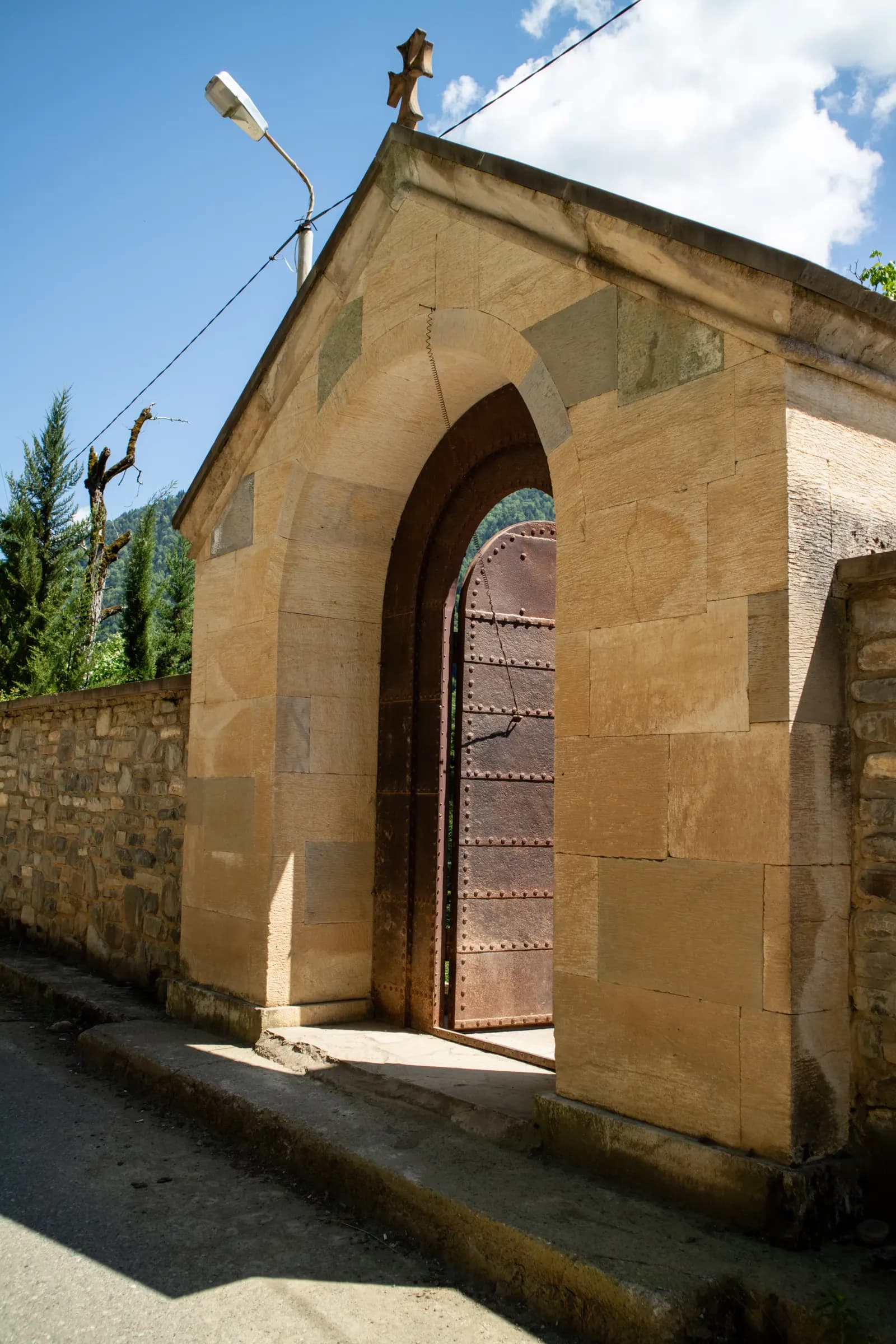 Skhalta monastery